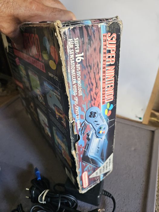 Consola super nintendo com caixa