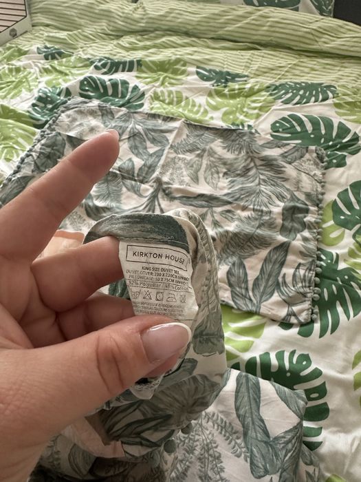 Komplet pościeli w liście z frędzlami
