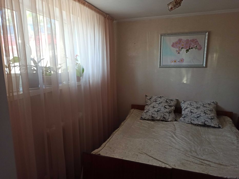 Продам дом 2 этажа 60 соток, гараж, баня,сад, виноградник с.Гребенники