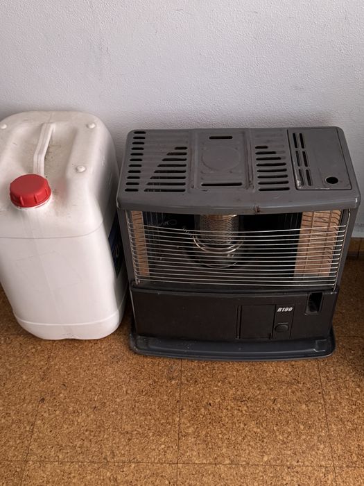 Aquecedor a  Petroleo