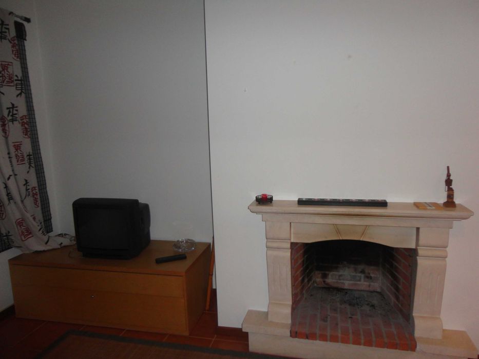 VENDE-SE Apartamento T2 Bemposta (Alcobaça)