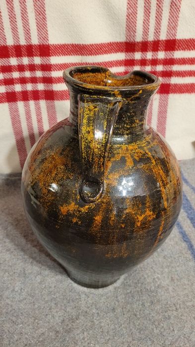 Stary ceramiczny dzban wys. 30 cm.