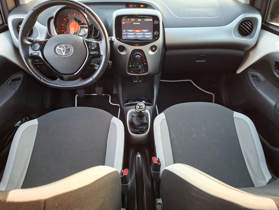 Toyota Aygo  X-Touch/X-Play 2016 Nacional