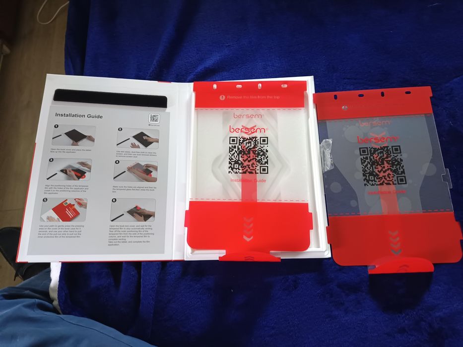 2 unidades. Película para tela touch screen para tablet, especificamente indicada para o iPad Pro de 9.7 polegadas na cor preta.