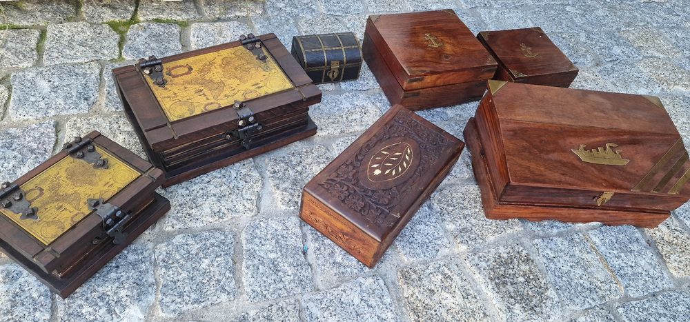 Guarda joias antigos madeiras exoticas em lousada