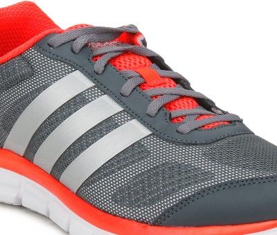 ADIDAS nº44 Novas na Caixa!