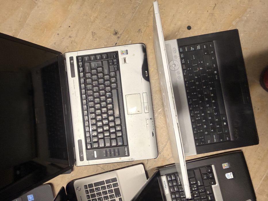Laptop laptop laptop