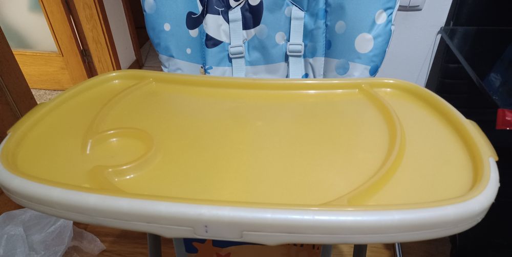 Cadeira papa muito versátil Chico