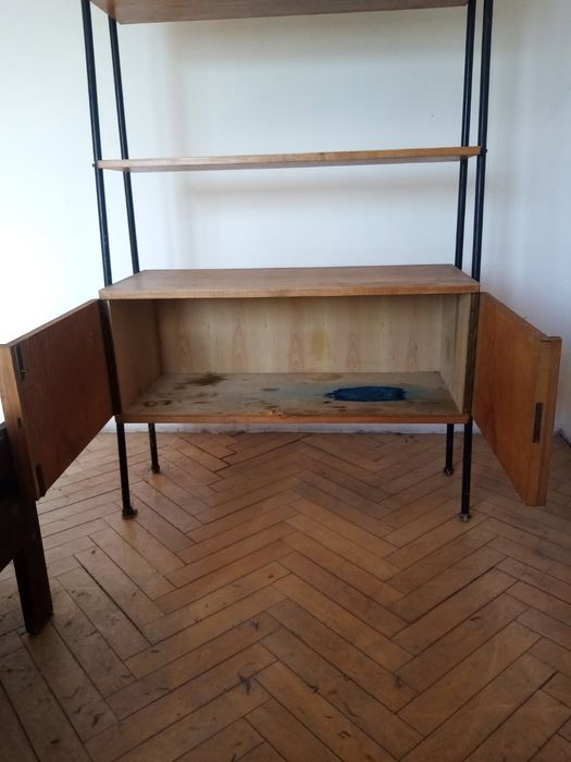 Bibloteczka z okresu PRLu