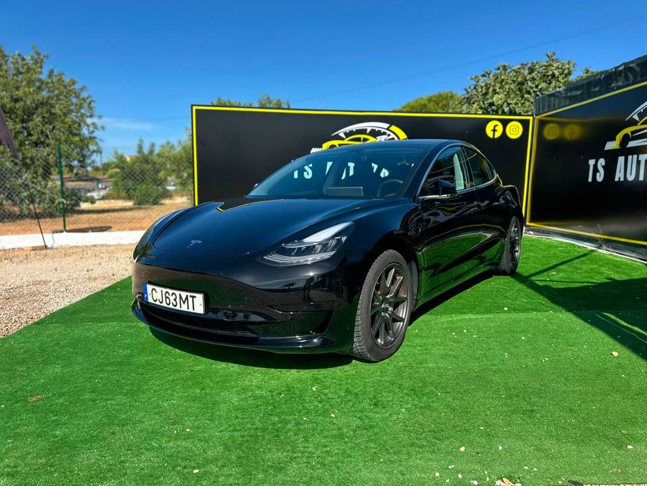 Tesla Model 3 elétrico 2019 237 cv