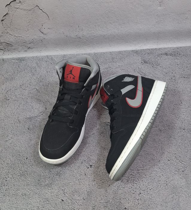 Кроссовки Jordan 1 Mid женские баскетбольные кеды ботинки чёрные 4 6