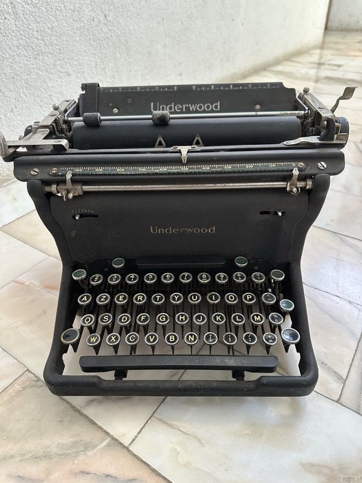Maquina escrever Underwood Standard Modelo S