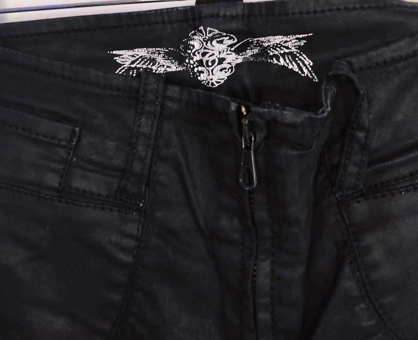 Miękkie woskowane spodnie Cambio S,
W pasie 40 cm x 2
Długość 100 cm
O