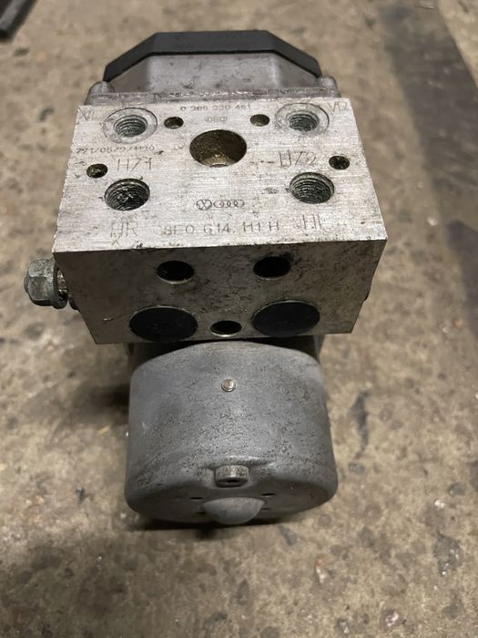 Продам блок abs audi a6 c5