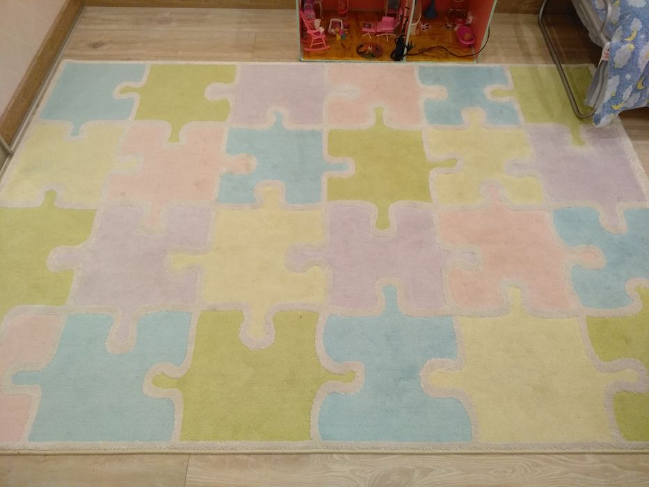 Продам красивий килим гарної якості в новому стані