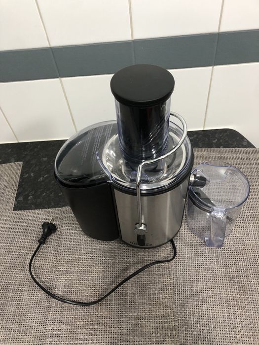 Maquina de sumos elétrica