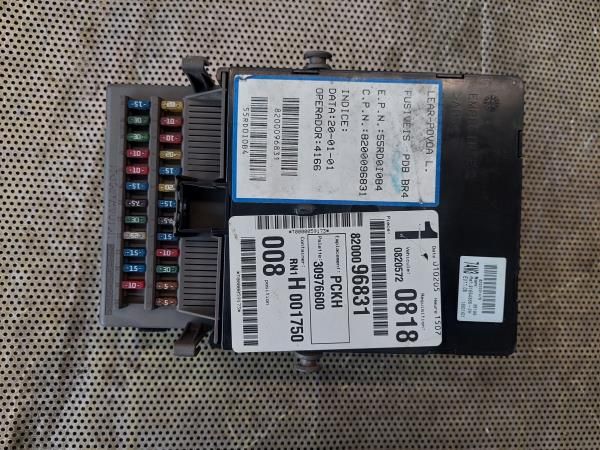 Caixa fusíveis / SAM / BSI RENAULT Laguna II (BG0/1_)