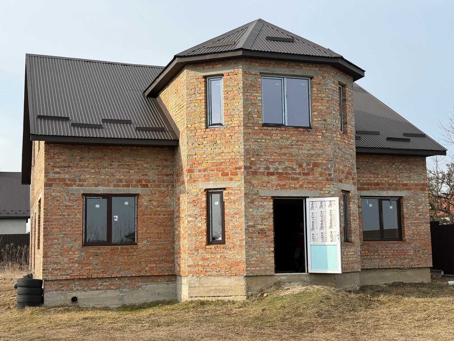 Продаж будинку в Почаєві