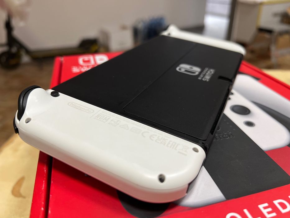 Konsola Nintendo Switch Oled biała - gwarancja