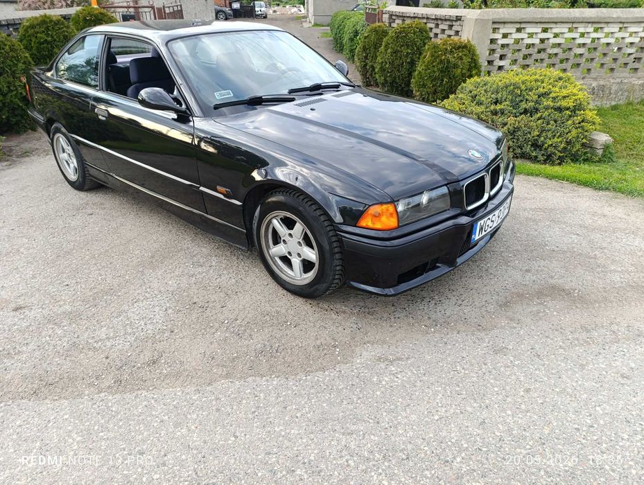 Bmw E36 coupe 2.0 m52 175tys.  cosmosschwarz, klimatyzacja