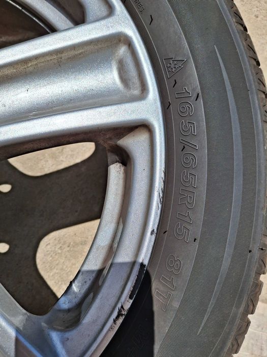 Conjunto 4 Jantes Especiais Renault 15" + Pneus 165/65 R15