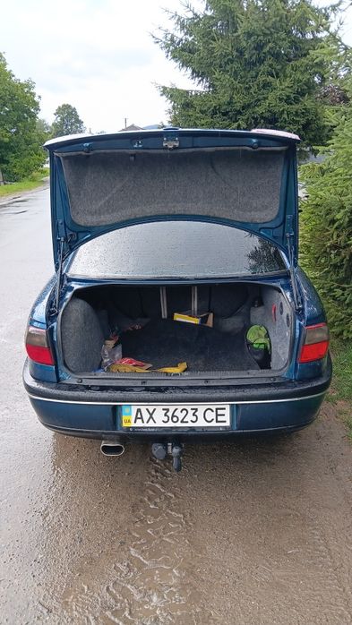 Опель Омега 2.0 бензин