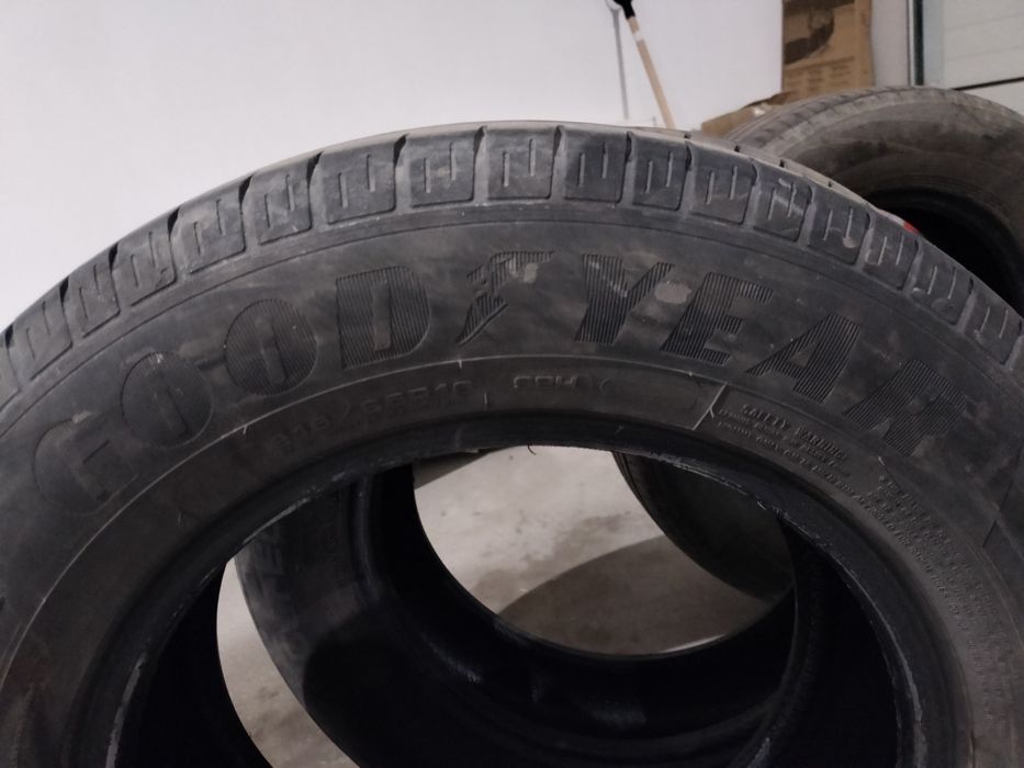 Opony letnie 2*good year + 2*trazano