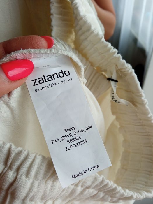 Zalando essentials curvy nowe spodnie damskie lniane białe 48