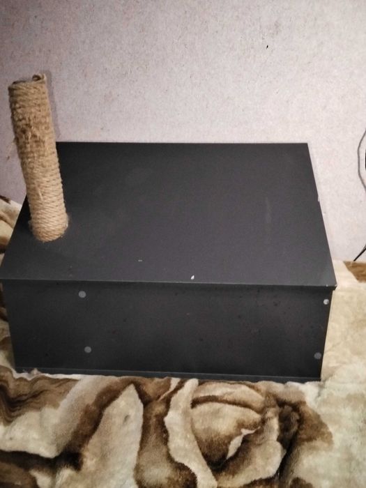 Будиночок для котів