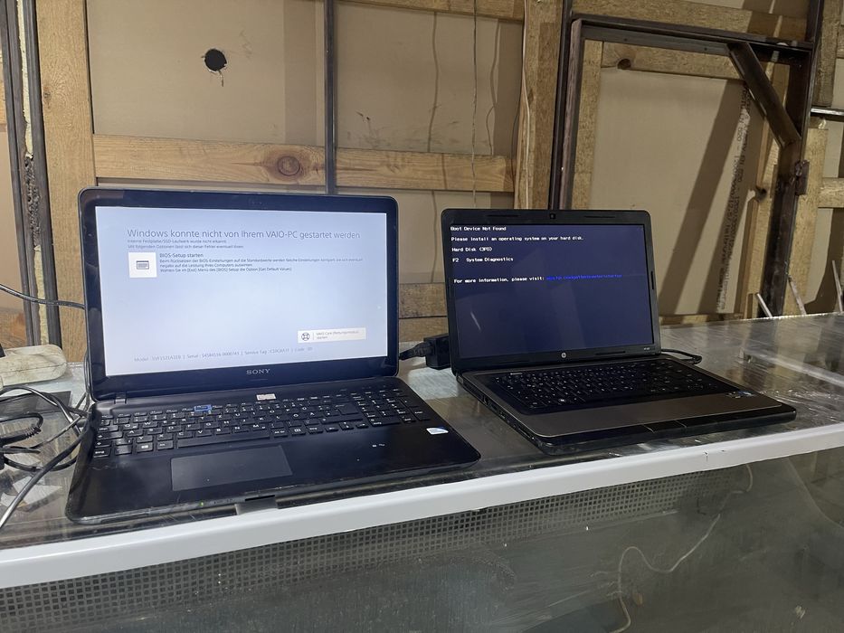 Два рабочих ноутбука. Цена за два!