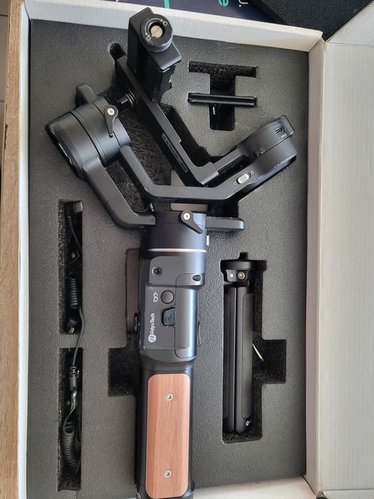 Stabilizator ręczny Feiyu Tech AK2000C