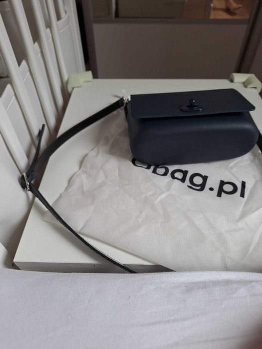 Torebka Obag Pocket granatowa JAK NOWA
