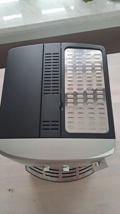 Кавомашина Delonghi Caffe Venezia.