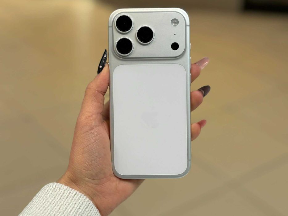 iPhone 17 Pro 256 GB Silver eSIM | 2 lata gwarancji