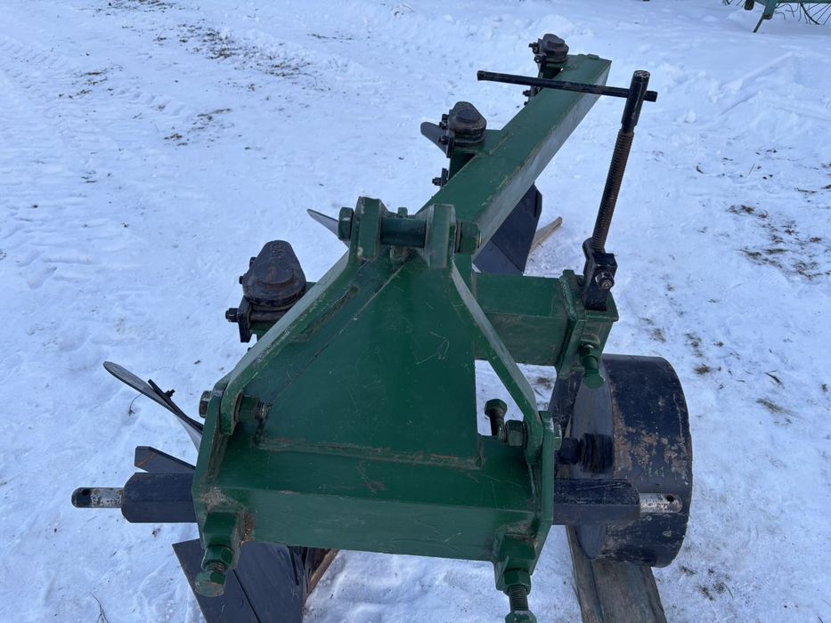 НОВИЙ плуг навісний не оборотний плн 3 35 під кукурудзу МТЗ 80 82 892