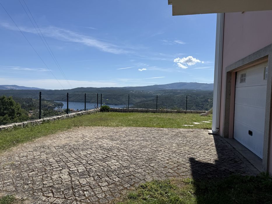 Solar do cabril vistas barragem C/quartos a partir  400€ mês