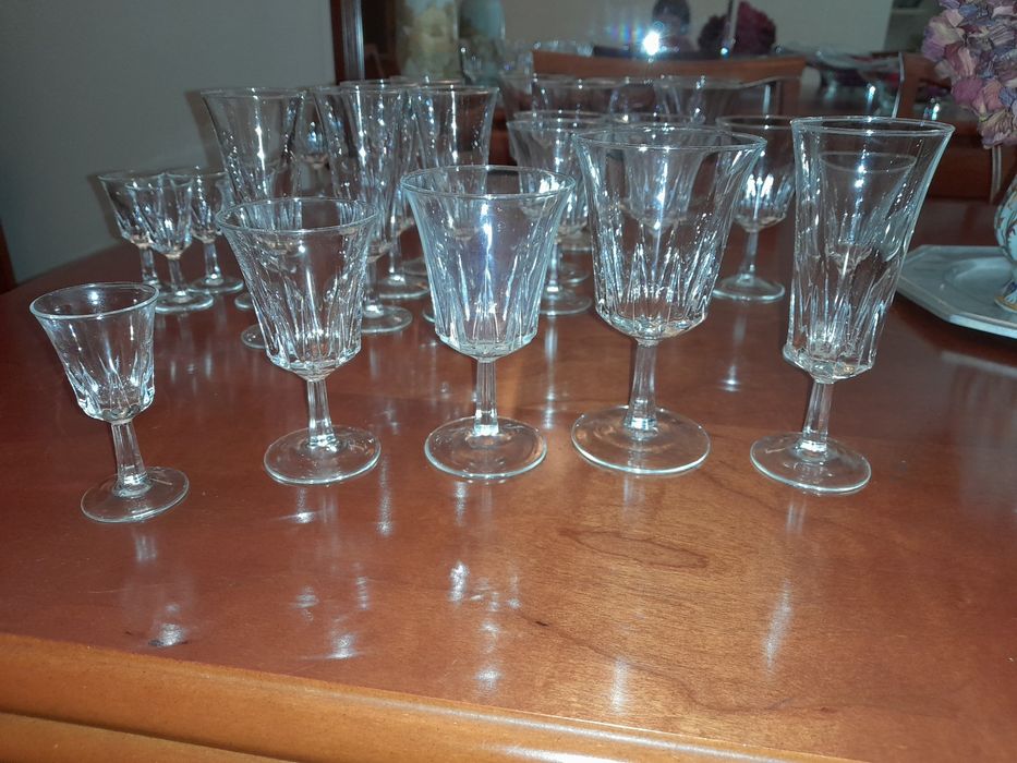 Serviço copos seis copos agua 6 copos vinhos seis flutes champanhe