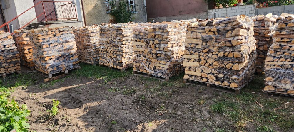 Sprzedaż drewna do kominka