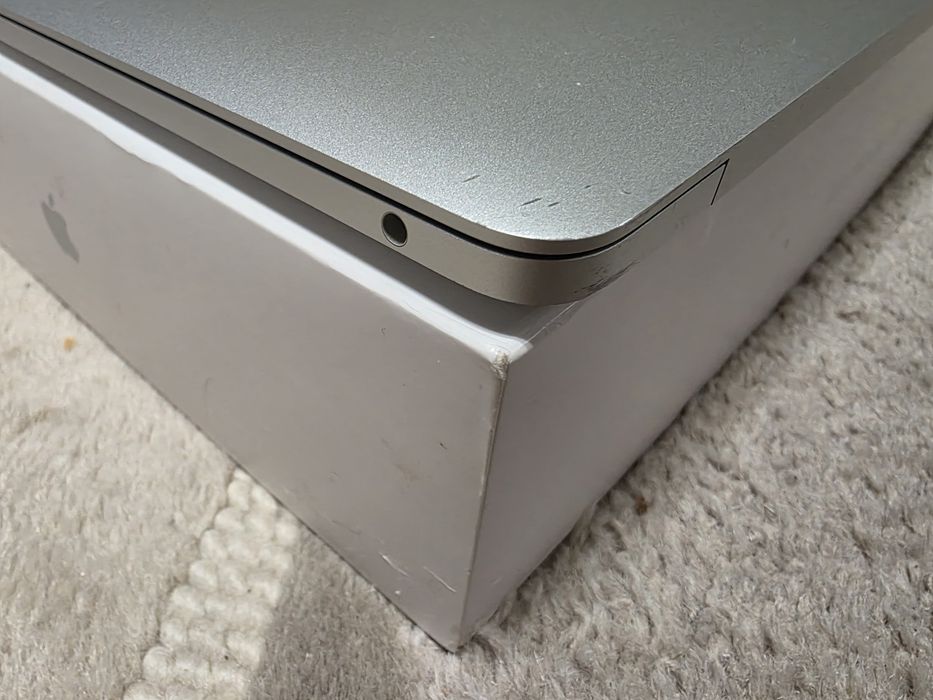 Macbook PRO 2019 A2159 16Gb в гарному стані