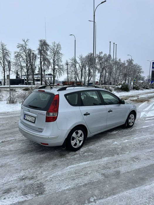 hyundai i30 2010рік універсал1.6 турбо дизель
