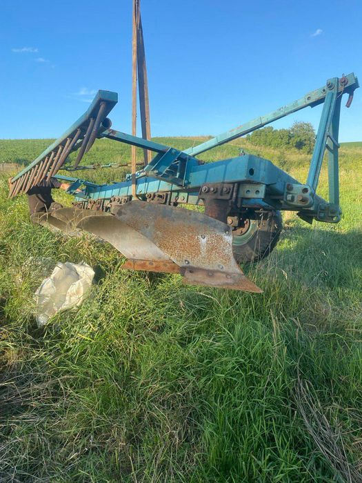 Плуг ПЛН 5 - 35 з гребінкою
В хорошому стані, рама не варена, нові лем