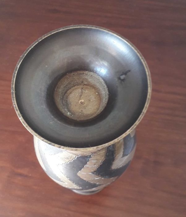 Jarra em metal, tipo jarra japonesa