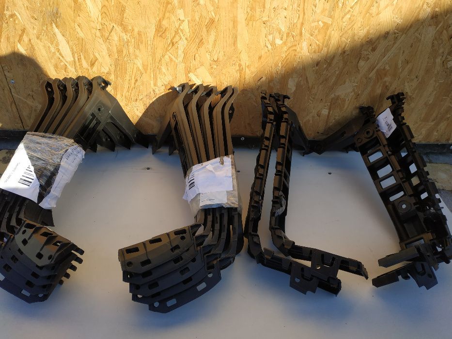 VW T5 Т5 Т6 T6 GP Кріплення направляюча заднього бампера крепление