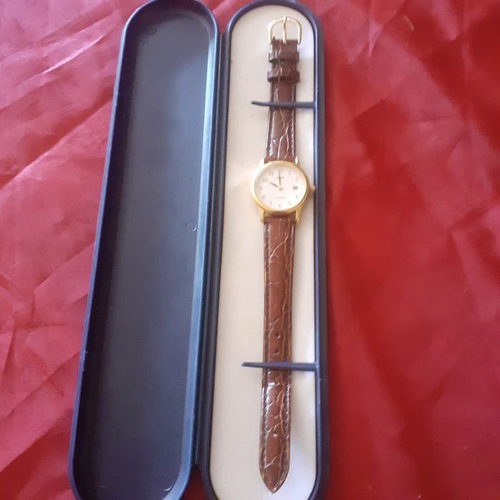Opportunity. Selling a brand-new women's watch by Adec