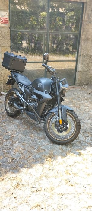 Mota Zontes ZT125-G1 125cc (2024) + Equipamento Completo – Garantia até 2027