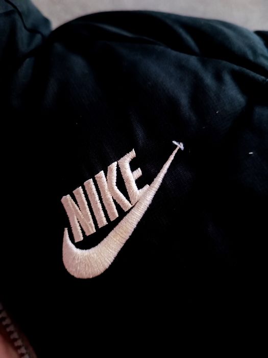 Продам куртку Nike для хлопчика 116-122 р