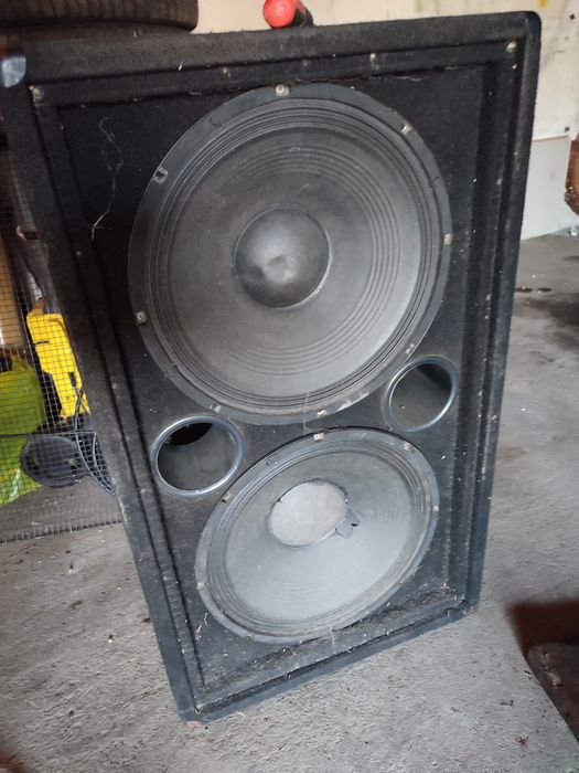 Basy estradowe 2x15" dobre brzmienie okazjaa