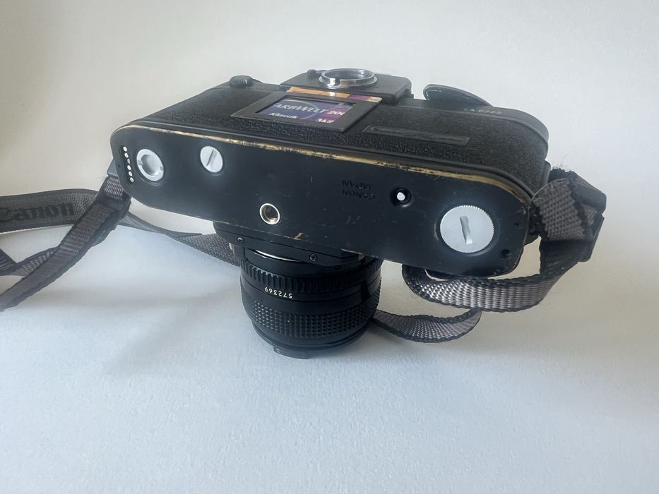 Canon F1 collectors edition LA84 + 3 lentes 52mm + 100-200mm + 28mm