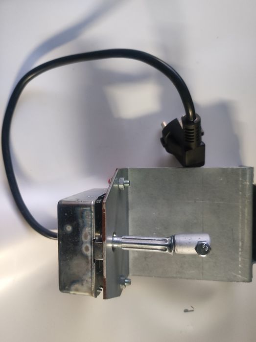 Mecanismo motorizado de assador de frangos  220 volts