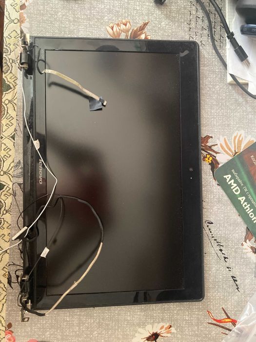 Верхня кришка ноутбуку Lenovo Y510p - матриця 15.6” FHD 1920x1080, шлейф 40 пін, петлі, веб камера